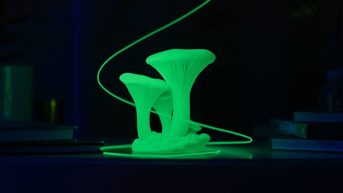 Featured image of The ‘Brightest’ Glow-in-the-Dark Filament? Prusa Launches PETG Ultraglow