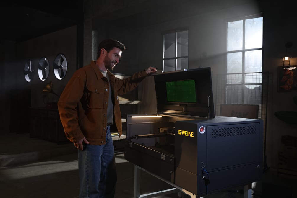 Featured image of Gweike’s New MCore: This Desktop Laser Cutter Packs A 400 W Fiber & 80 W CO2