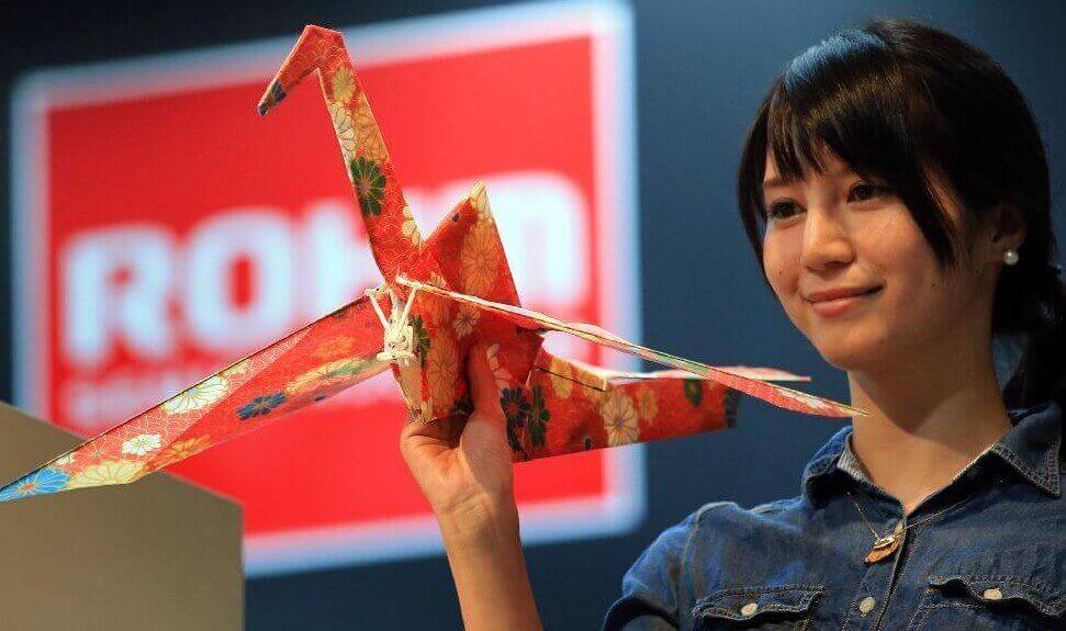 Featured image of Japanese Paper Drone Weighs 1oz, Flies Like a Bird