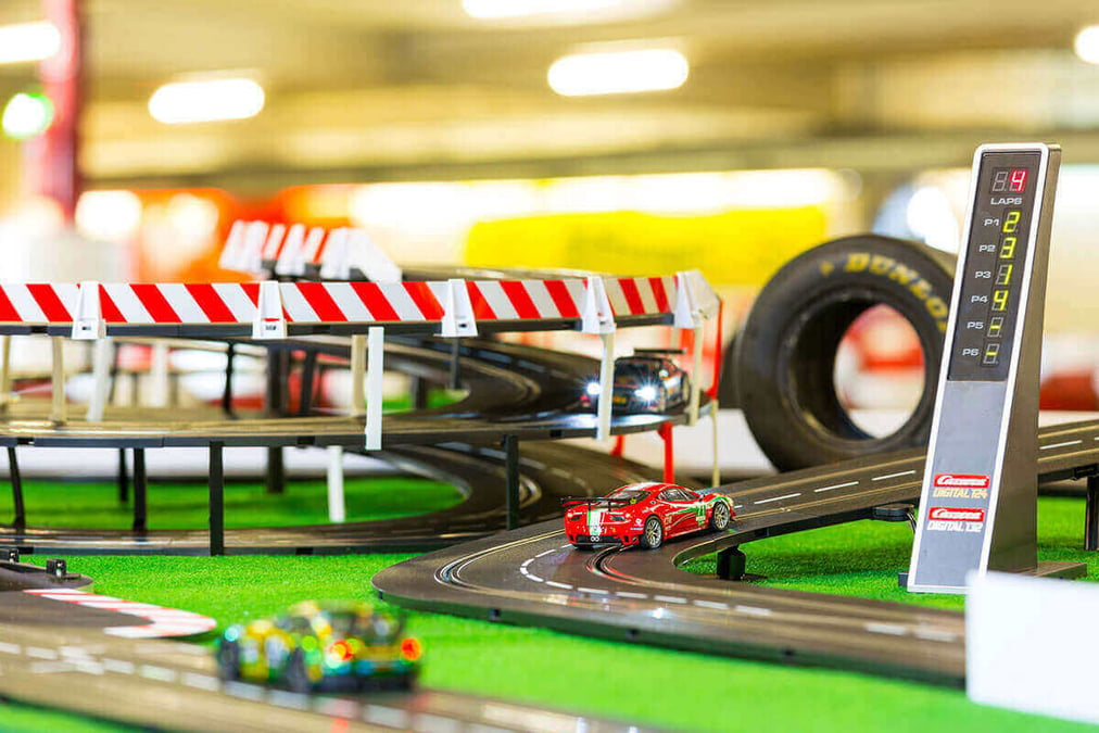 Featured image of Expand Carrera Slot Car Tracks With 3D Printed Parts