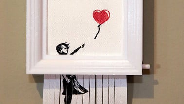 Featured image of [Project] Become Banksy With This 3D Printed Replica of the Self-Destructing “Love is in the Bin”