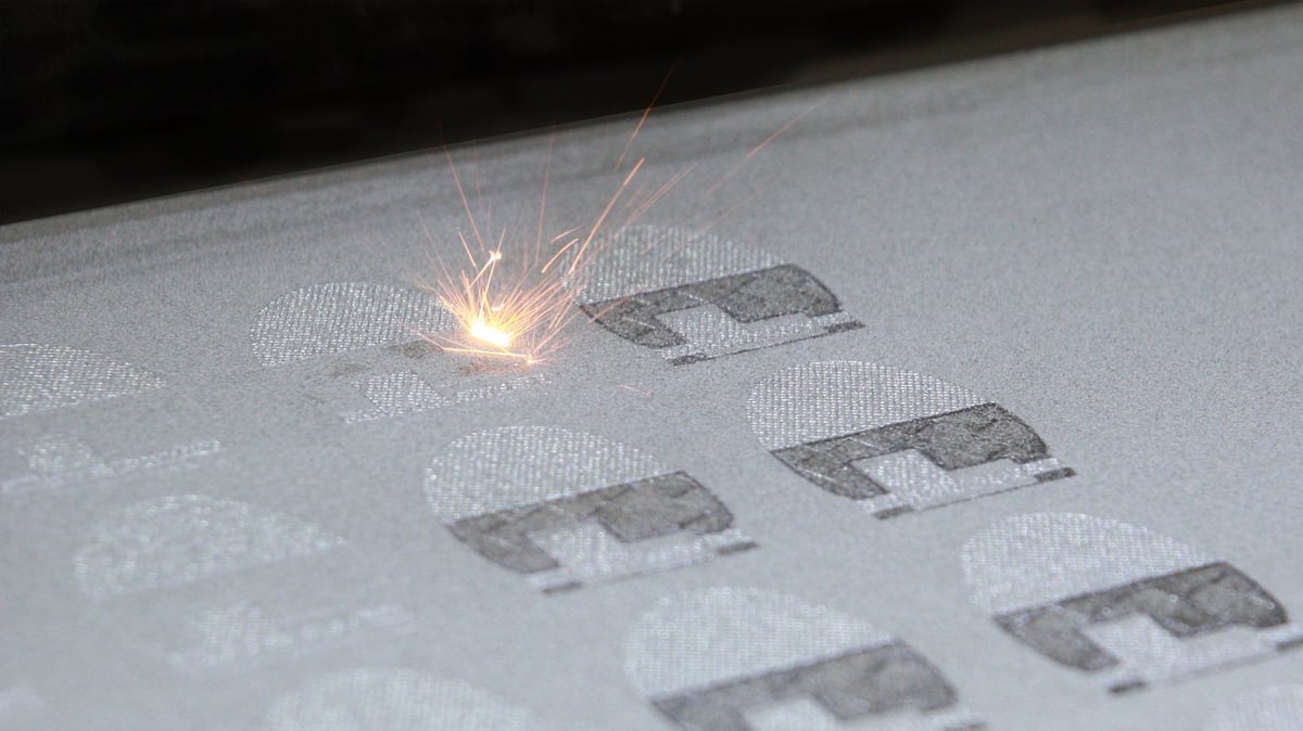 Featured image of Metal Laser Sintering Simply Explained (LPBF, SLM & DMLS)