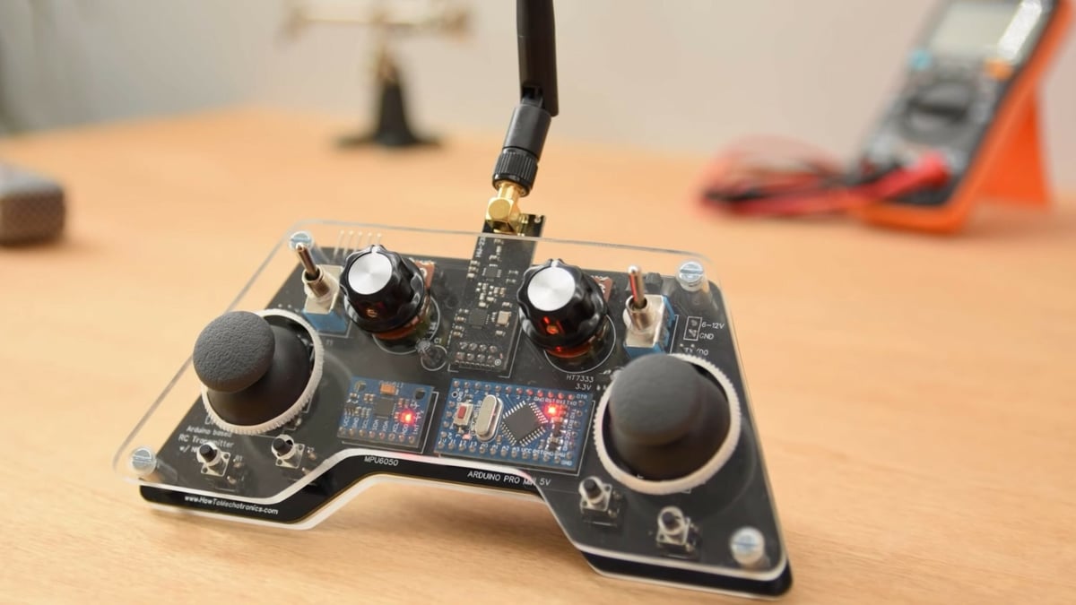 Featured image of The Coolest Arduino Radio Projects