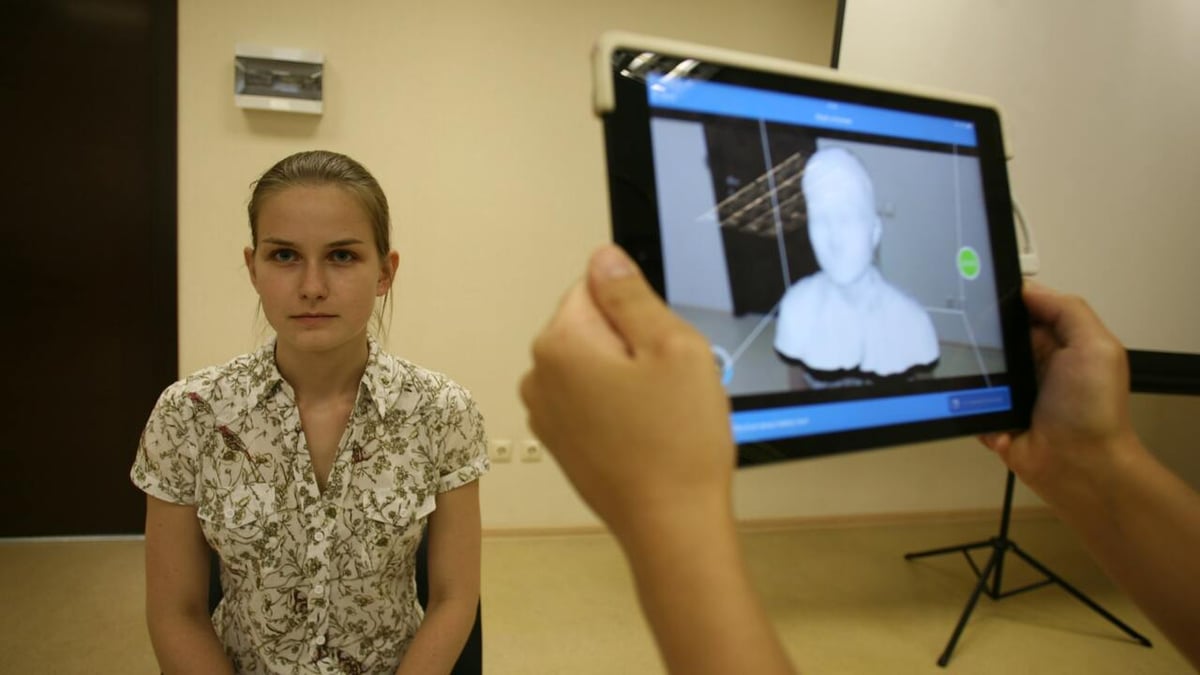 Featured image of 3D Face Scanner: How to Scan & 3D Print Your Face
