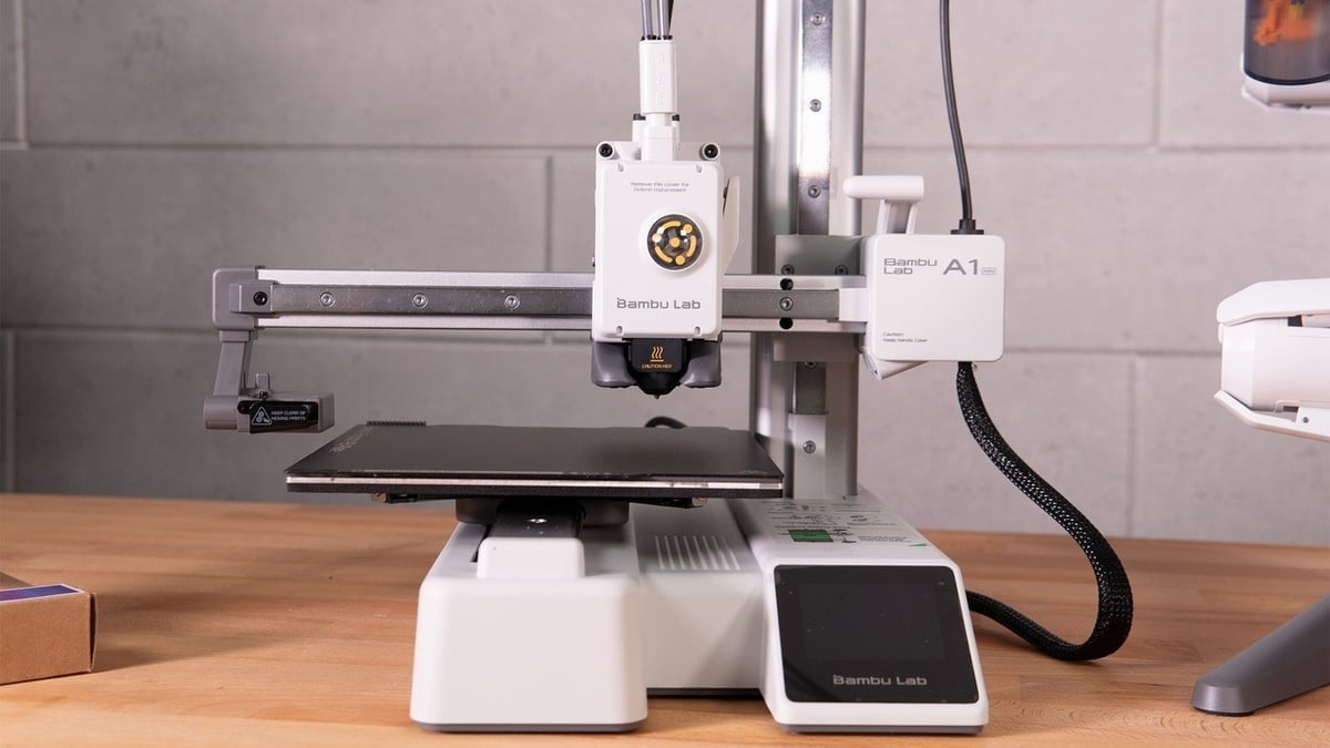 Featured image of Bambu Lab A1 vs A1 Mini: The Differences