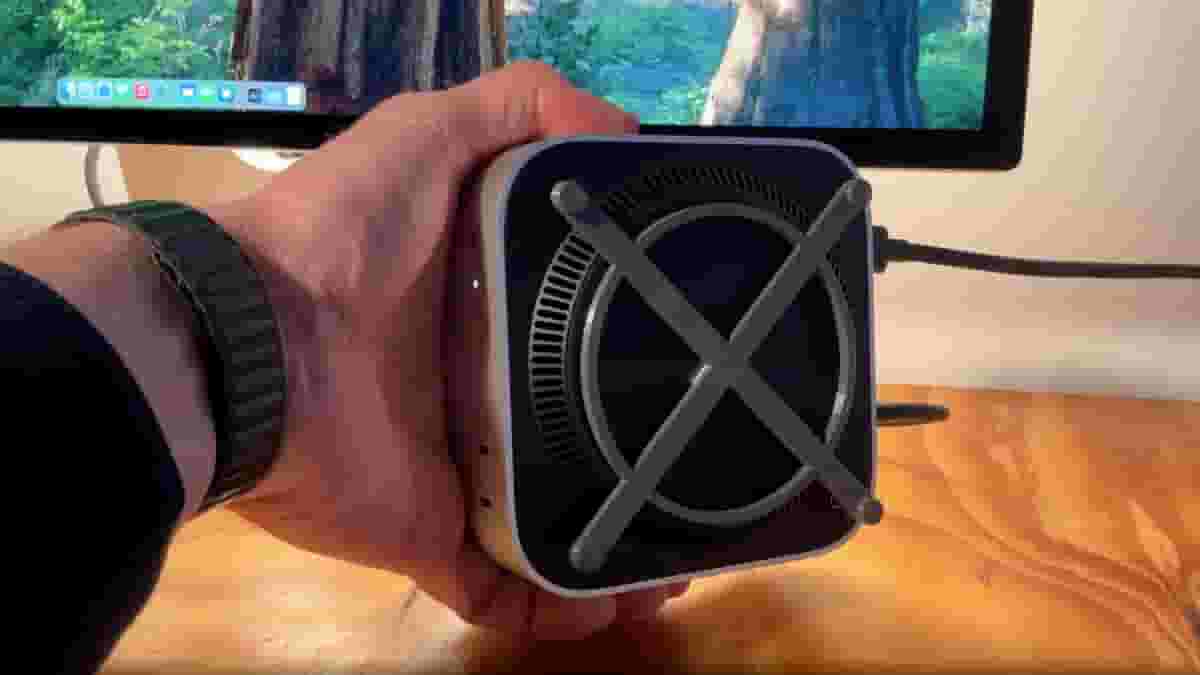 Featured image of This 3D Print Turns Your Whole Mac Mini Into the Power Button