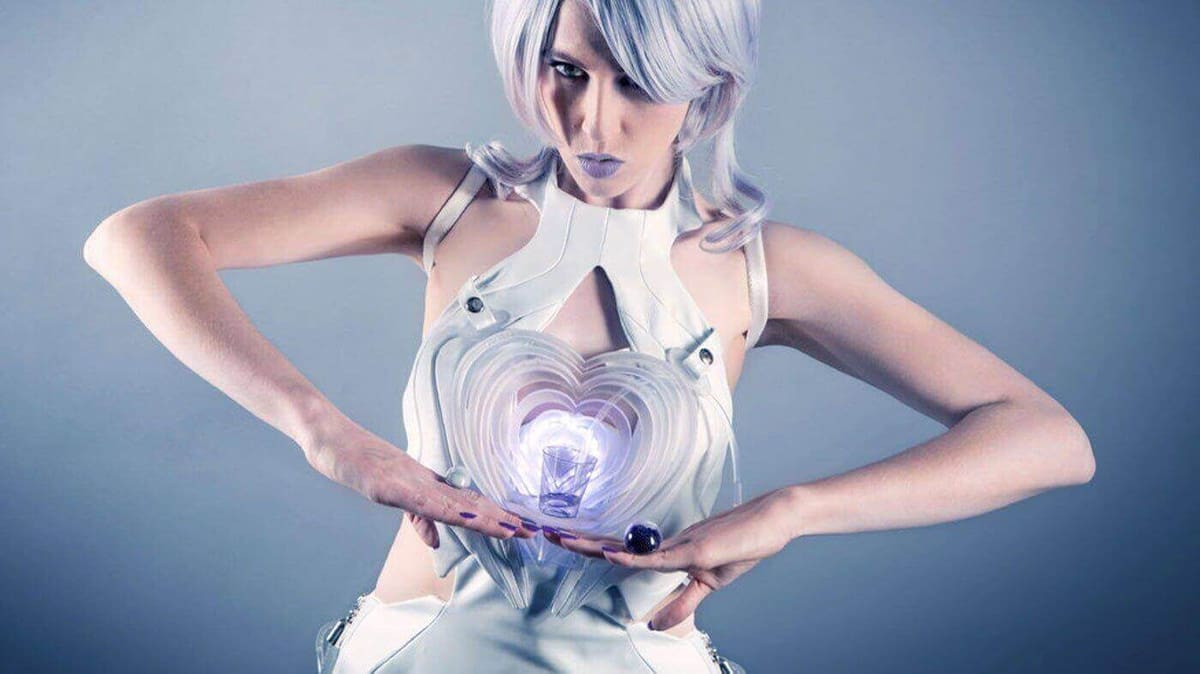 DrinkBot: Behold the 3D Printed Robotic Cocktail Dress | All3DP