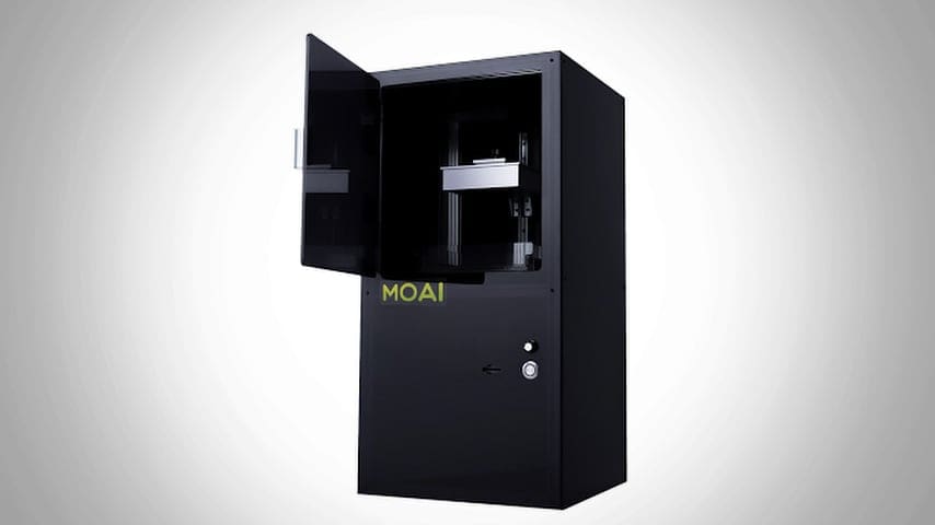 Featured image of [DEAL] Free Resin and FEP Vat with the Peopoly Moai Kit from Matterhackers
