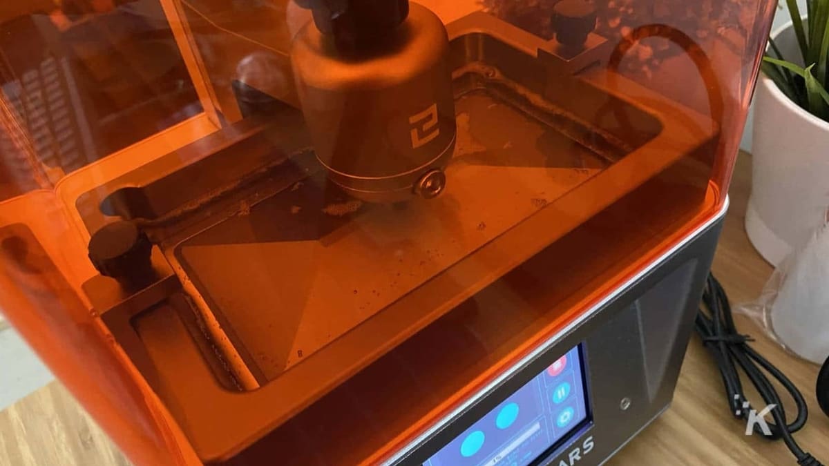 Featured image of Elegoo Mars Resin Tank: Which Vat to Buy?