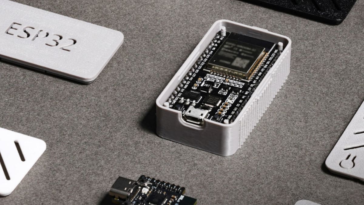 Featured image of 3D Printing For Electronics? More Brands Are Rushing to Offer Flame-Retardant Filaments