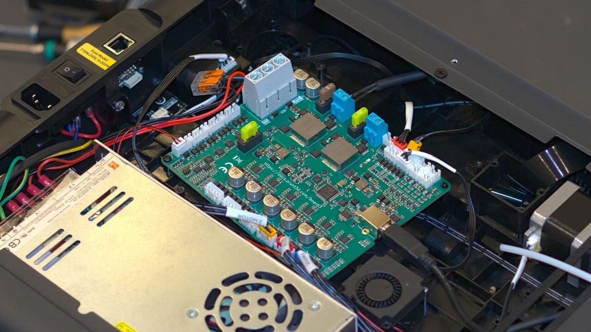 Featured image of The Prunt Board 3 Could Be the Next Level of Smooth 3D Printing
