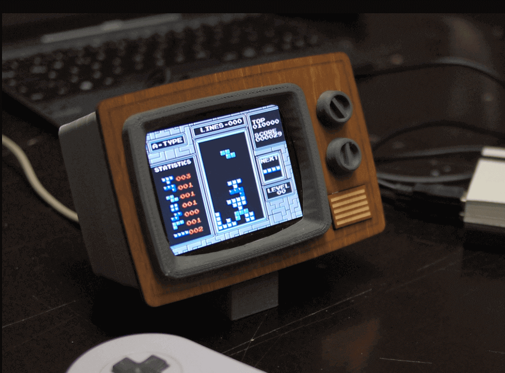 Bild von Retropie-Gehäuse zum 3D-drucken für Raspberry Pi (Handheld)-Konsolen: RetroPie TV (Gehäuse für LCD-Bildschirm)