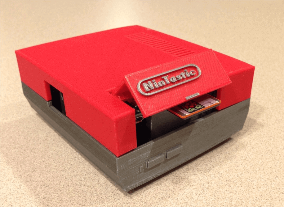 Bild von Retropie-Gehäuse zum 3D-drucken für Raspberry Pi (Handheld)-Konsolen: NinTastic (Raspberry Pi NES Gehäuse)