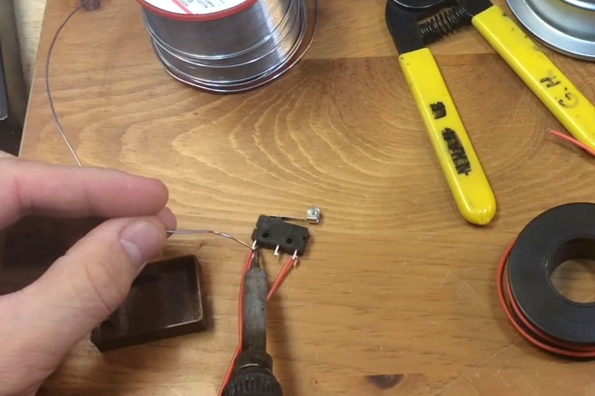 Soldering the unit