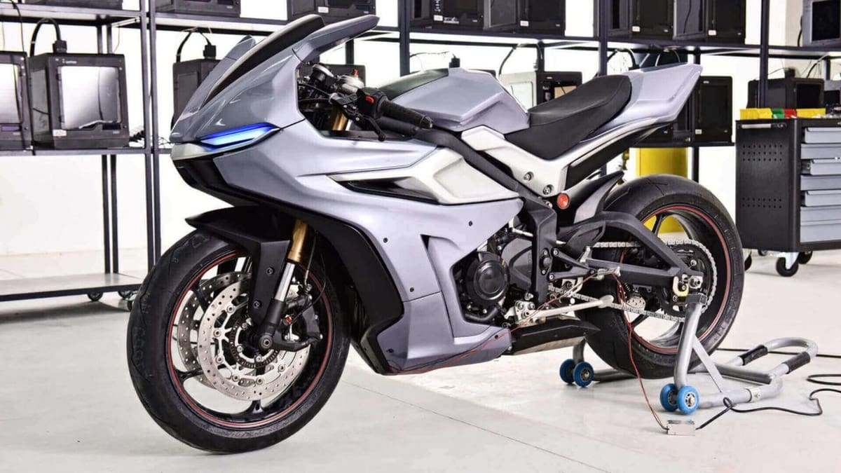 Triumph Daytona modified using 3D printing.