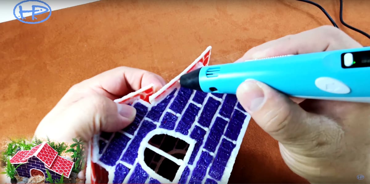 Using a 3D pen to build your pet's home is a great project!