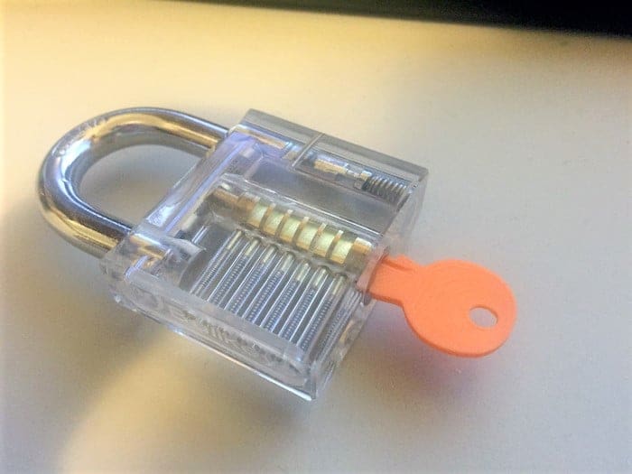A successfully modeled and printed key