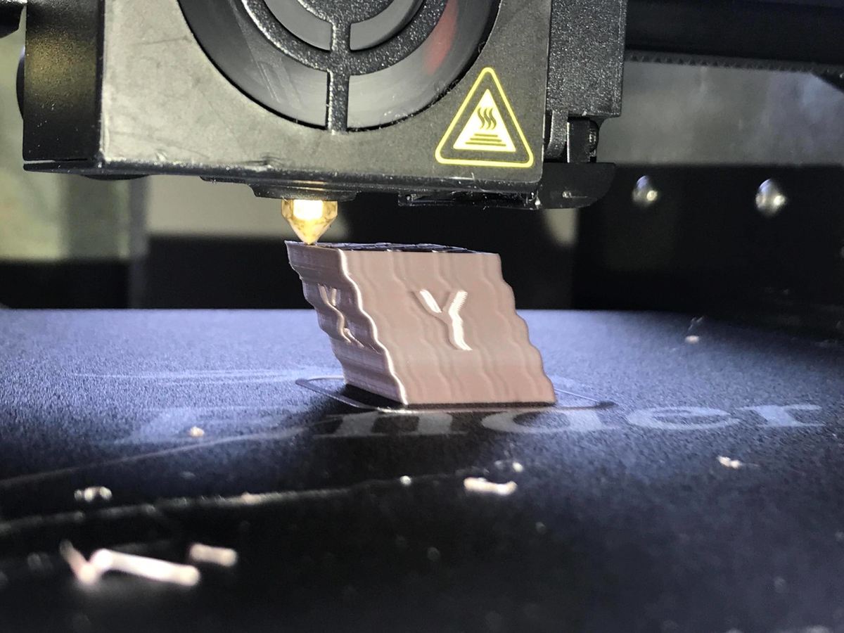 It's truly amazing that this severely layer-shifted cube continued to print