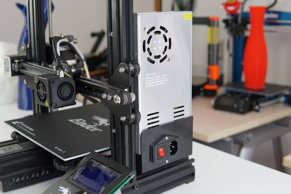 Bild von Creality Ender 3 V2 vs. Ender 3 (Pro): Die Unterschiede: Mainboard