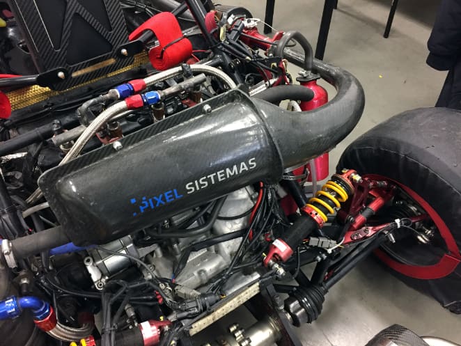 The carbon fiber manifold