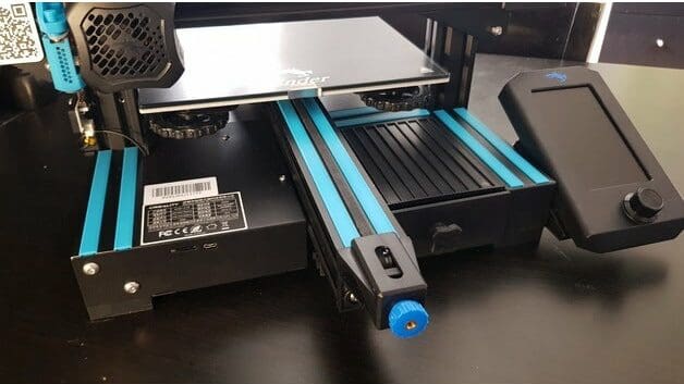 Imagen de Mejoras Creality Ender 3 (V2/Pro/Max): Cubiertas para las ranuras en V