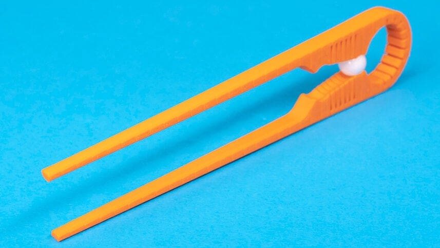 The Transforming Chopsticks require a 14-mm marble as pivot