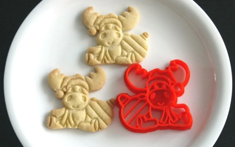 You should print this reindeer cookie cutter model with a 20% infill