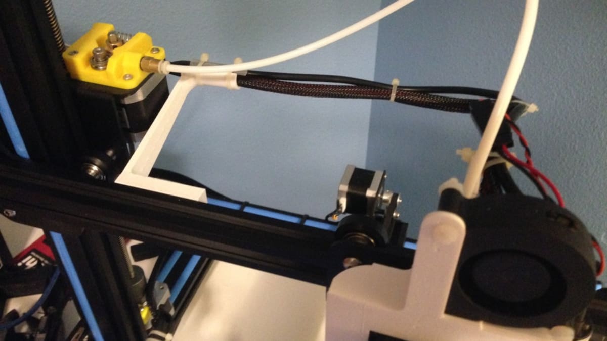 Imagen de Mejoras Creality Ender 3 (V2/Pro/Max): Guía de cableado para el eje Z
