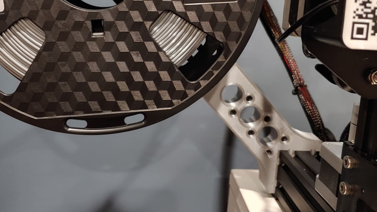 Imagen de Mejoras Creality Ender 3 (V2/Pro/Max): Soporte lateral para bobinas Rocket