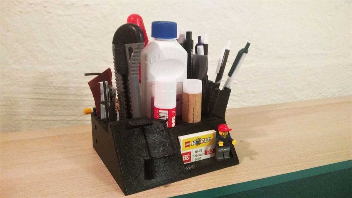 Keeping things tidy on your desktop