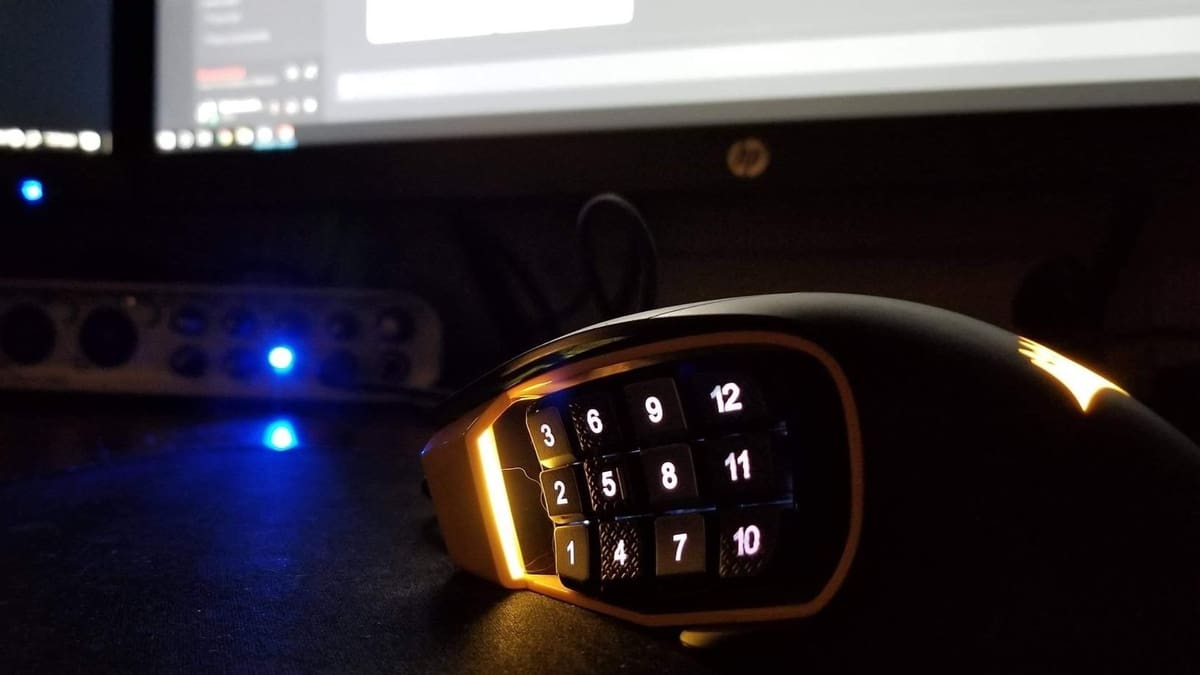 Image of: <span class="link" data-action="modal-open" data-modal-ajax="/en/product-overlay/356219/limit/0/">Corsair Scimitar</span>
