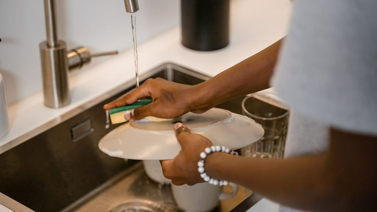 Image of: 15. Hot Water Washing Can Reduce Safety