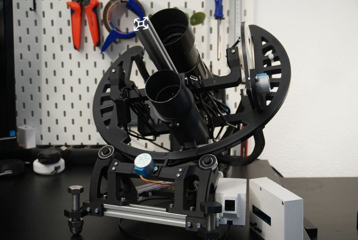 The OpenAstroTracker is pretty small and uses a DSLR camera