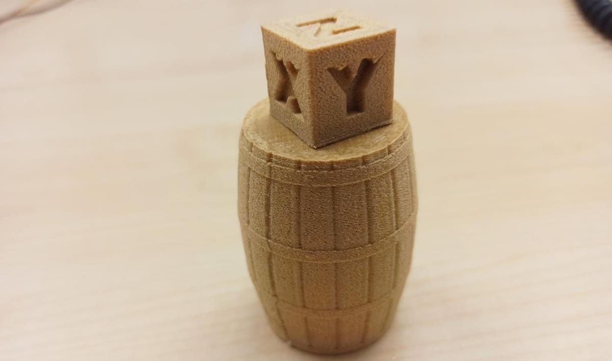 Image of: <span class="link" data-action="modal-open" data-modal-ajax="/en/product-overlay/135371/limit/0/">FormFutura EasyWood</span>