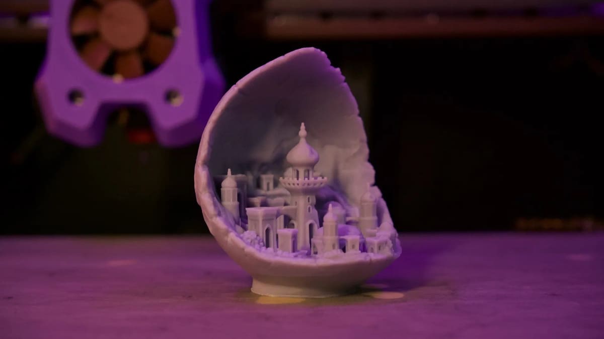 Image of: 2. Moon City