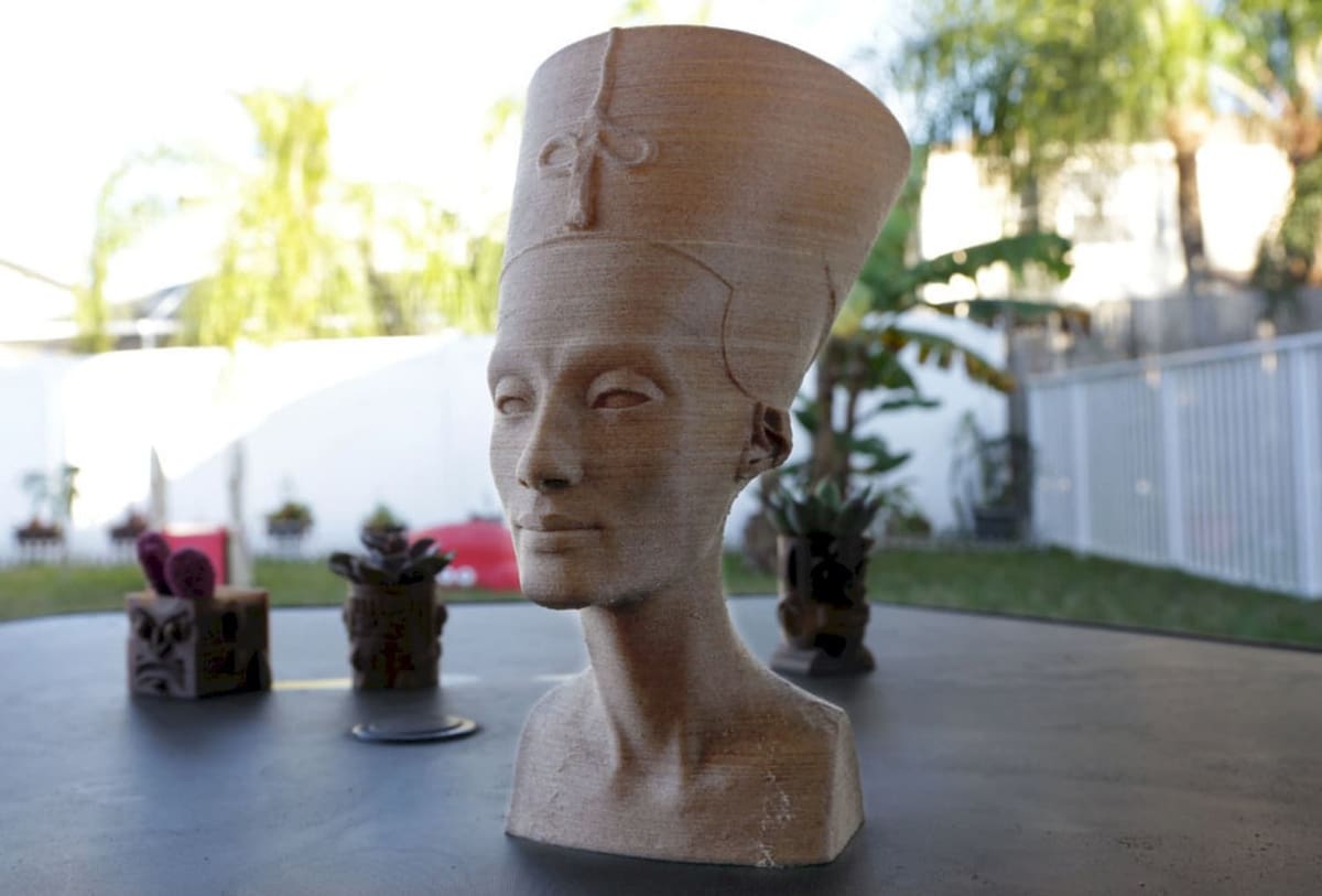 Another beautiful statue for your collection