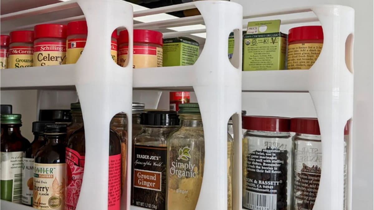 Image of: Spice Rack Pullout
