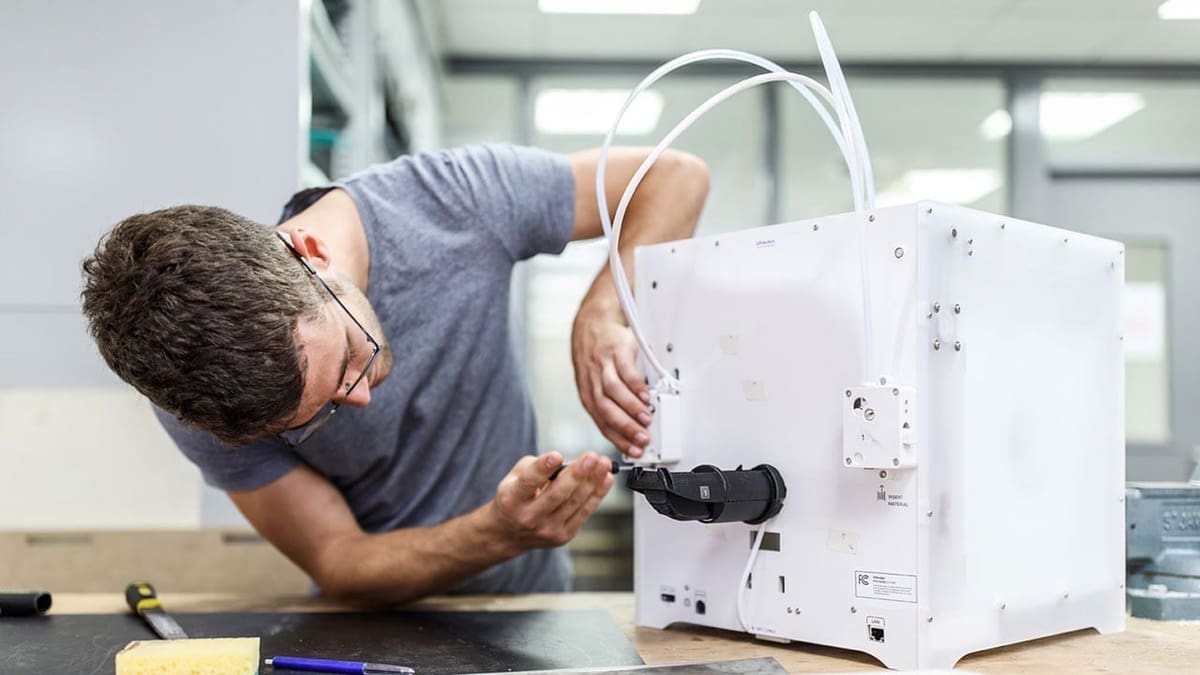 Image of 3D Printer Customer Service: Arrived Broken or Still Under Warranty?