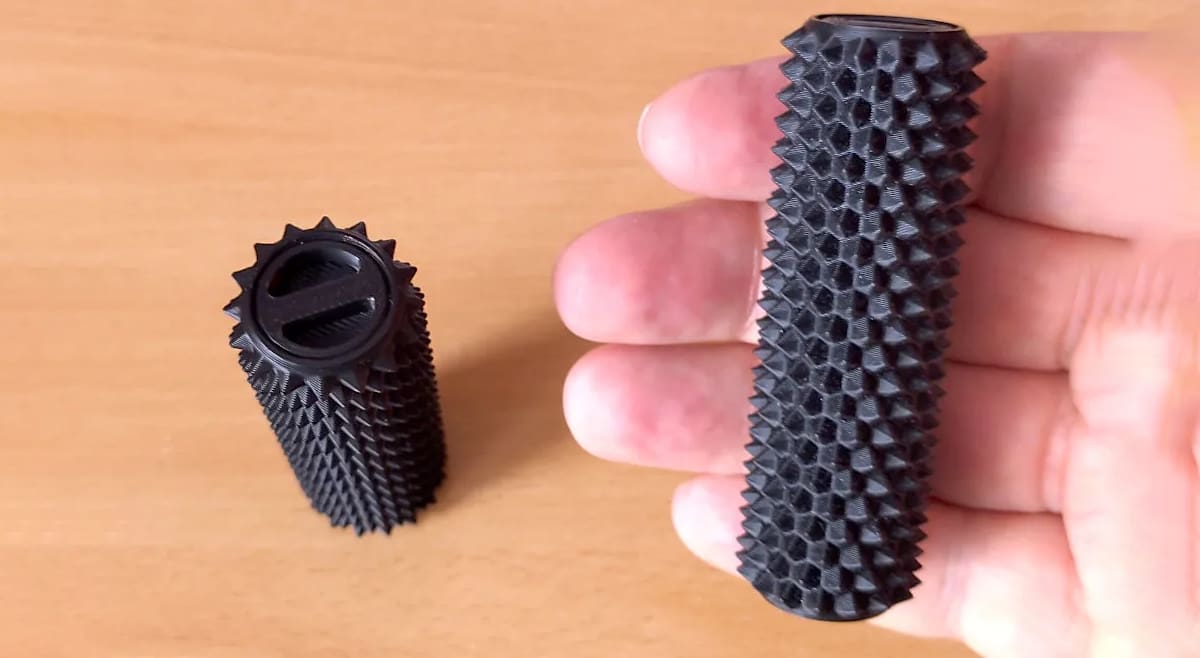 Image of: Spiky & Clicky Cylinder