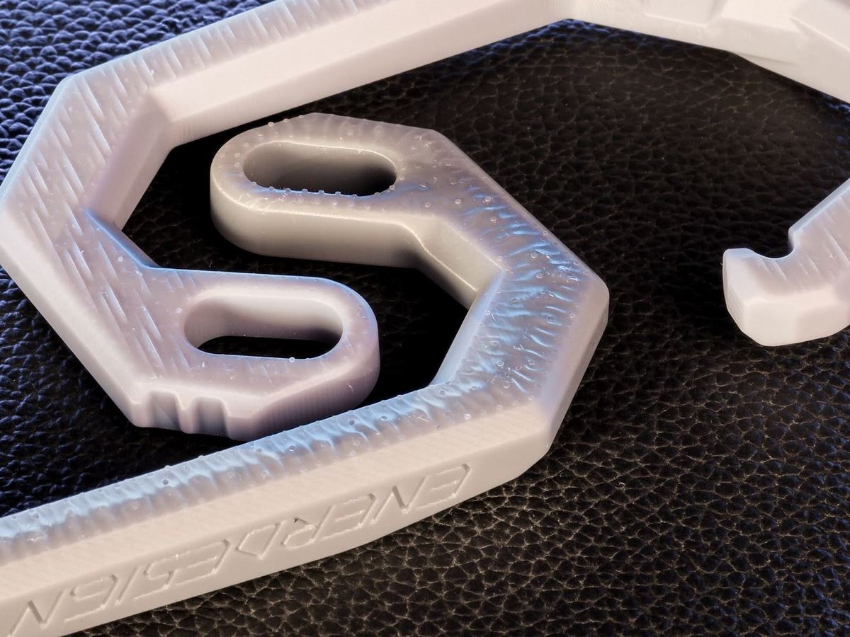 Image of J3D Tech Guide to Resin 3D Printing: Cross Curing (Z-Blooming)