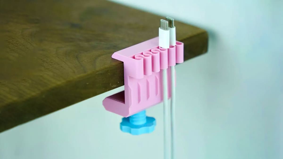 Photo de Idée d'impression 3D / Objets 3D à imprimer en 3D: Pince de bureau pour câbles