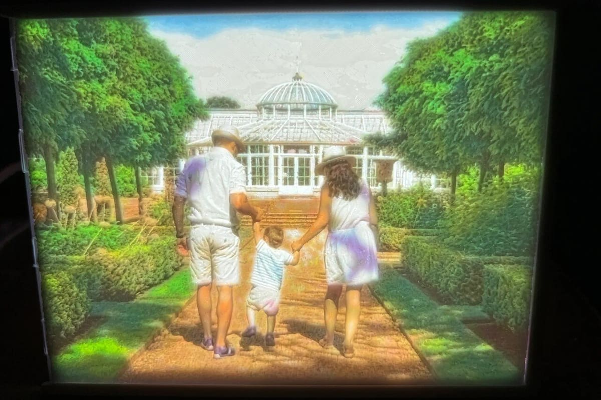 Transform images and photos into true works of art!
