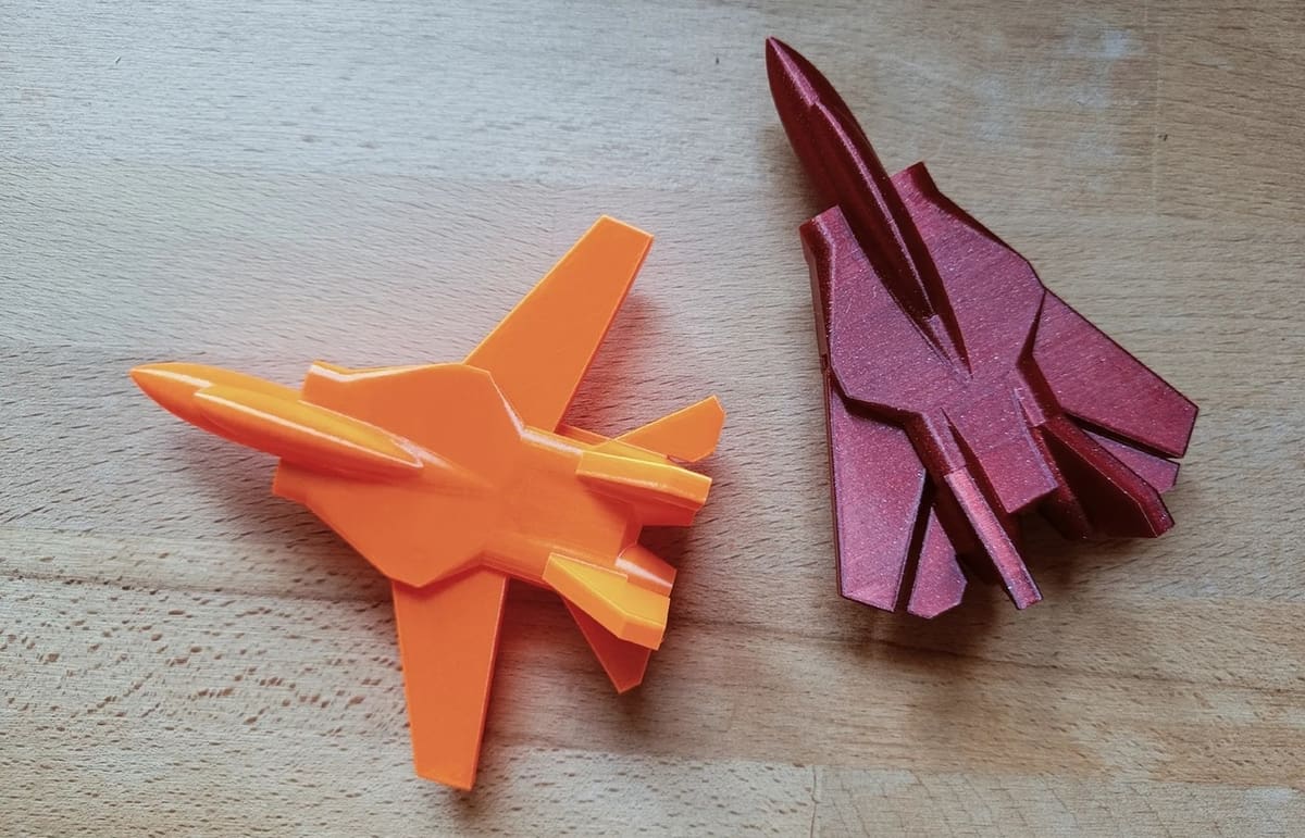 This articulated, print-in-place F-14 is designed with supportless printing and overhang considerations in mind