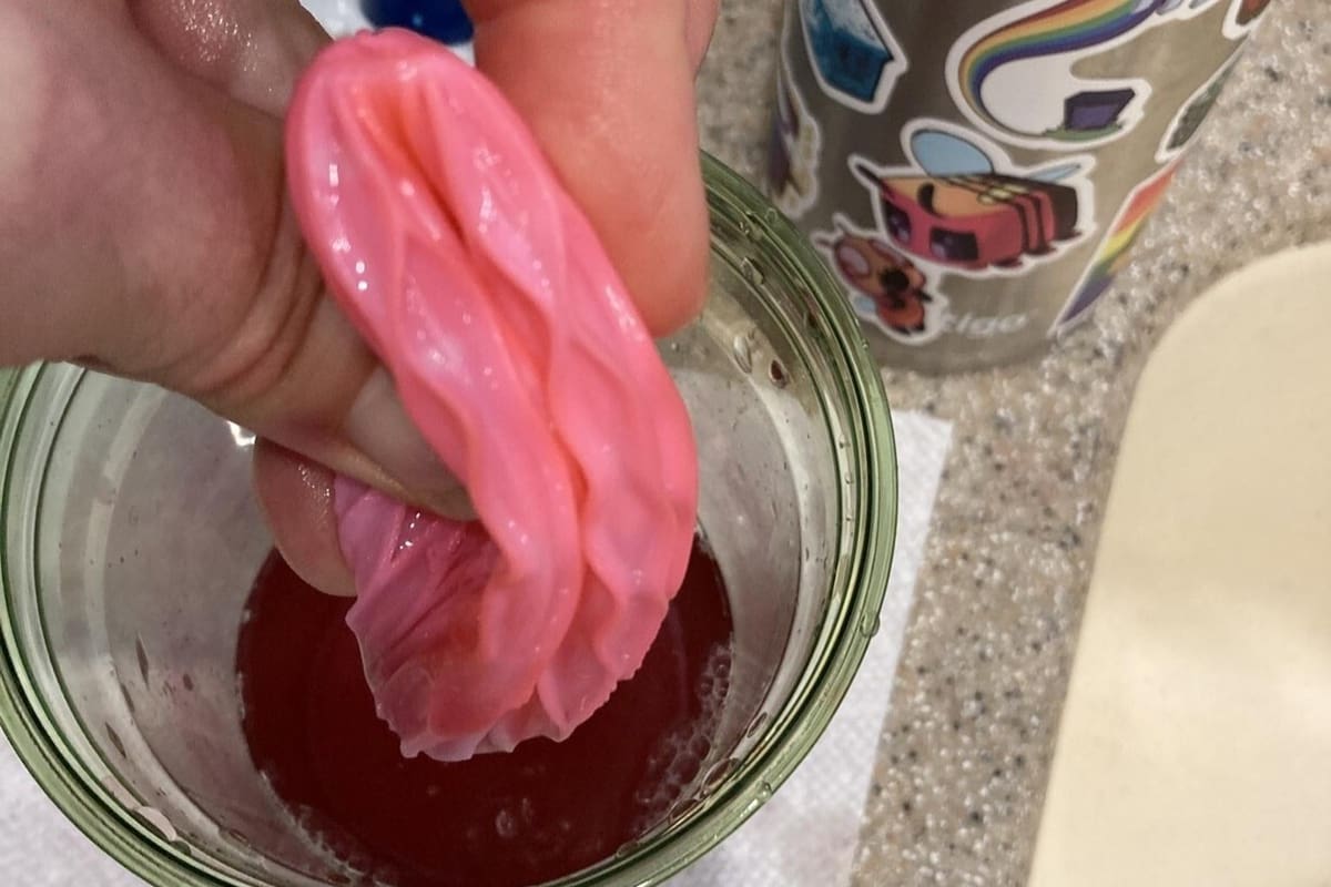 Squishing a dyed TPU egg