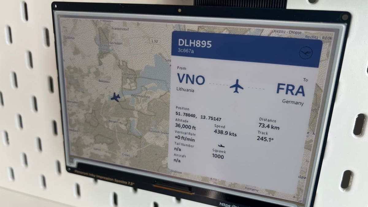 Image of Cool Raspberry Pi Projects: Pi-Sky Flight Tracker