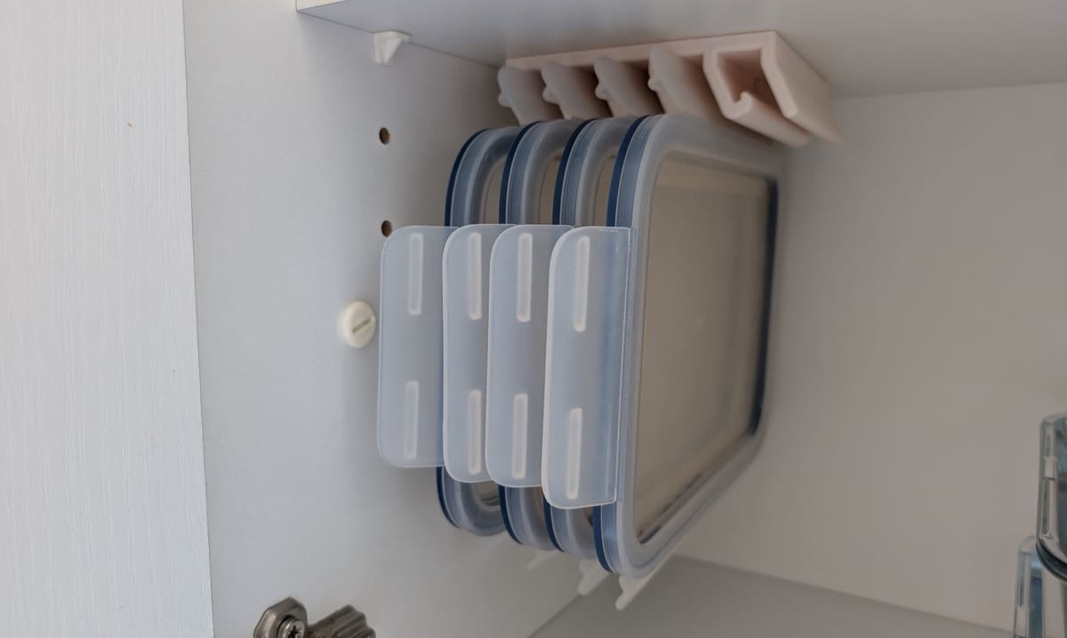 Image of Cool Things to 3D Print: Plastic Lid Hanger