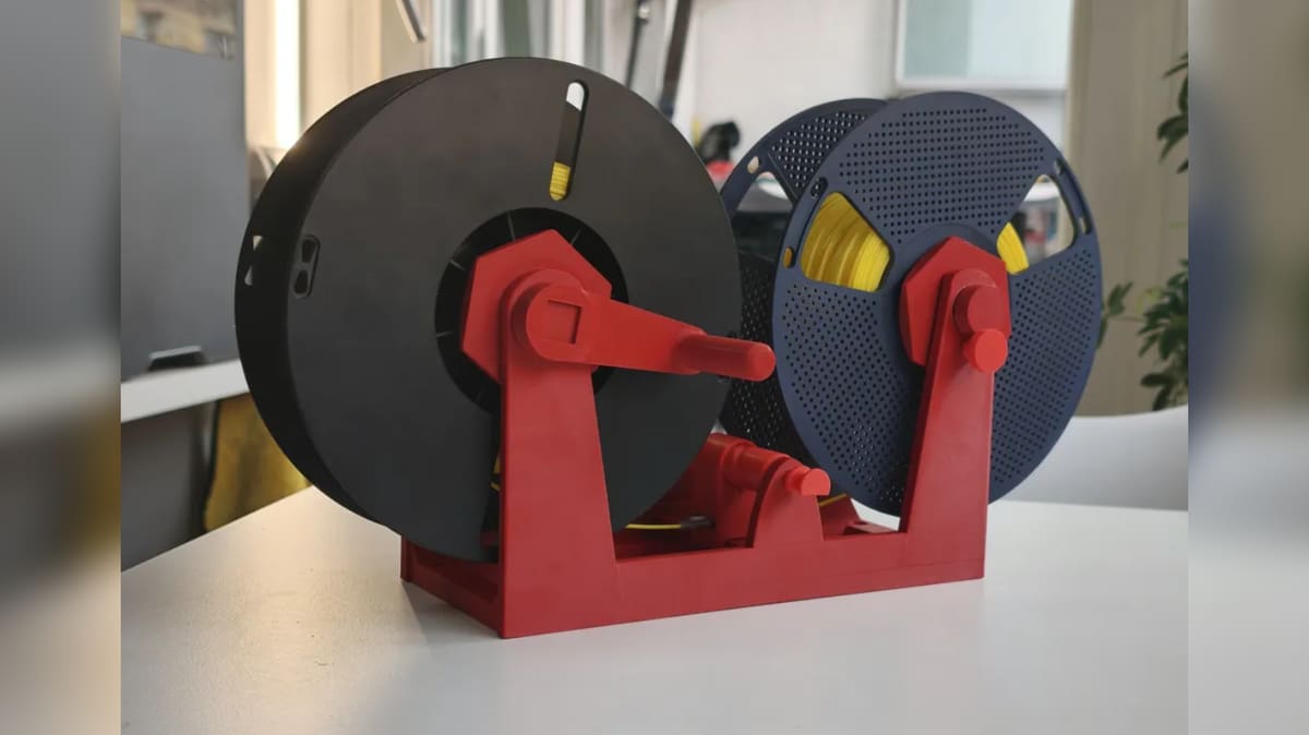 Photo de Top impression 3D / Impression 3D utile: Ré-enrouleur automatique pour filaments