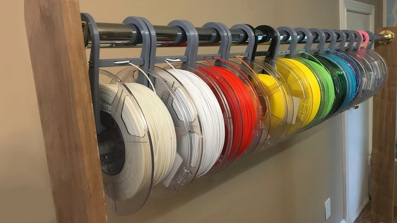 Printed some racks for organizing spools of thread : r/3Dprinting