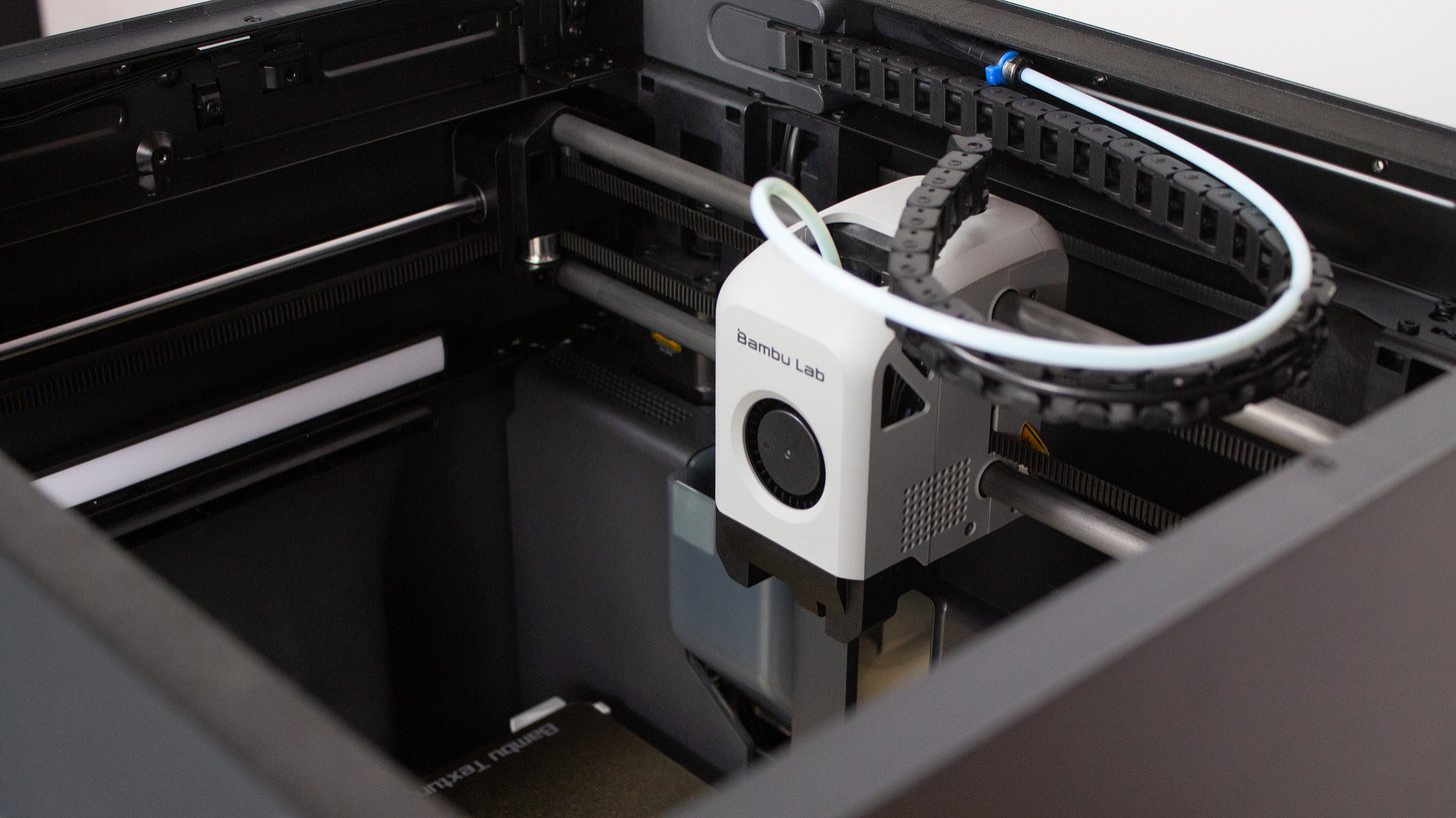 Đánh giá Máy in 3d Nhiều màu Bambu Lab P1S
