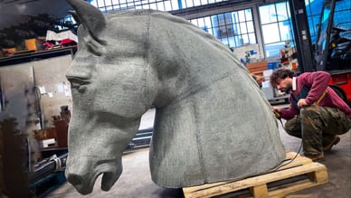 3d-printed-horse-head-recycled-plastic-waste_R3direct-artist-Edoardo-Malagigi.jpg